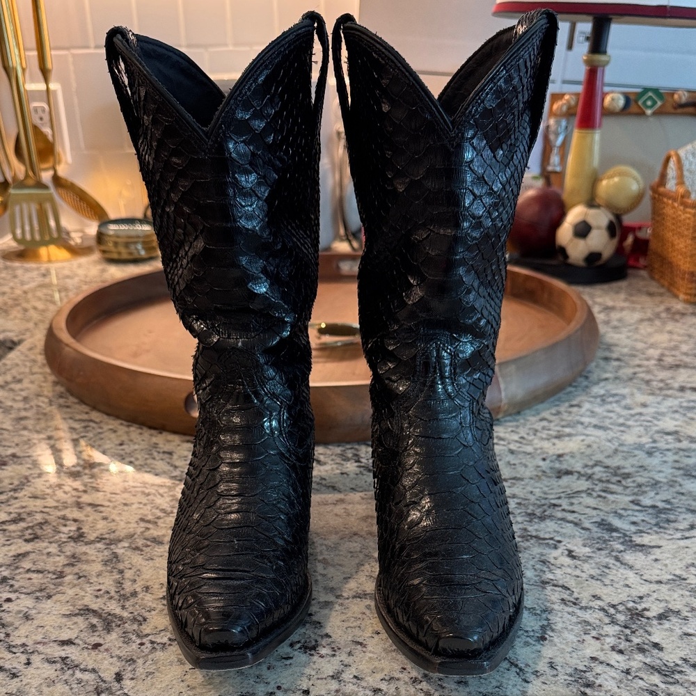 Tecovas Midnight Python Savannahs